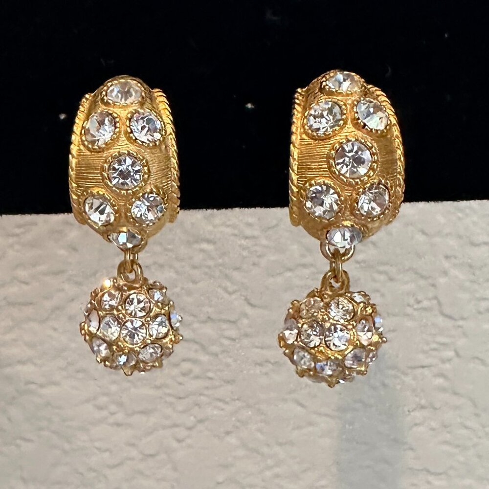 1980s Vintage High Quality Rhinestone/Gold-tone Clip Earrings